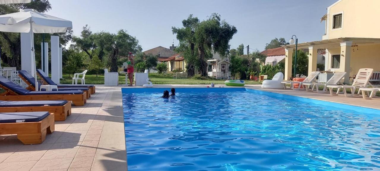 Amelia'S Garden Aparthotel Kavos Exterior photo