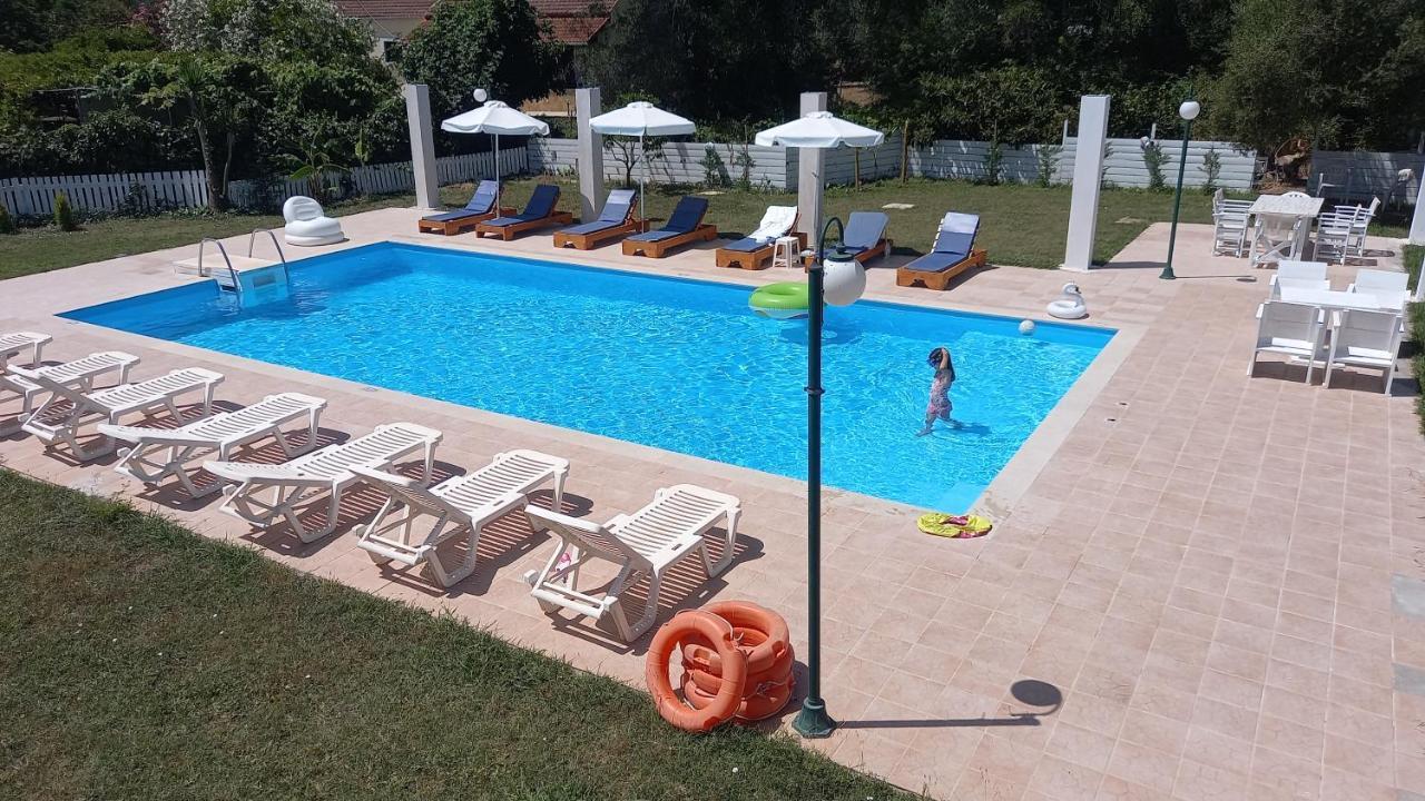Amelia'S Garden Aparthotel Kavos Exterior photo